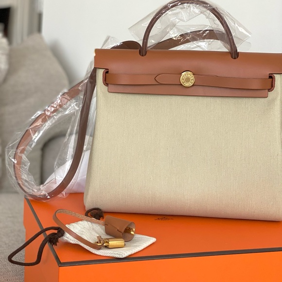 Brand New Hermes Herbag 31 (Beton/ Favue) - Picture 2 of 4